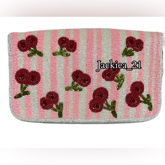 💙 White and Pink Cherry Embroidered Bag - Picture 3 of 8